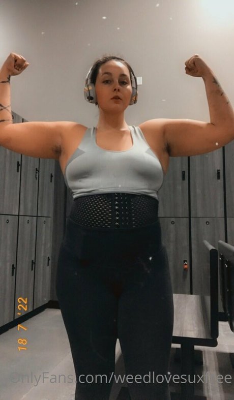 weedlovesuxfree OnlyFans Nacktbilder