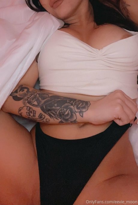 eevie moon Nacktpornos auf OnlyFans