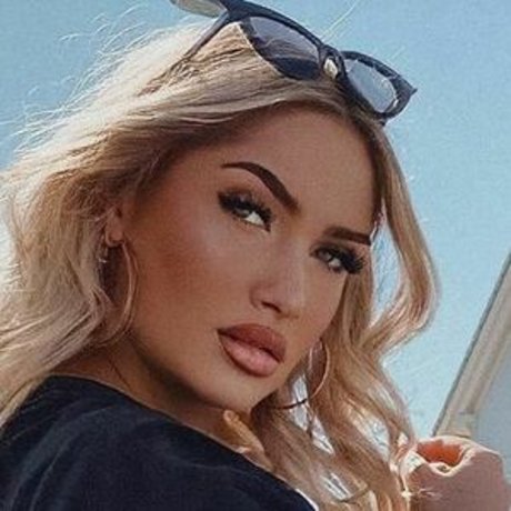 lu isaa Nacktbilder von OnlyFans geleakt