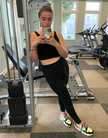 Justseum Strip OnlyFans