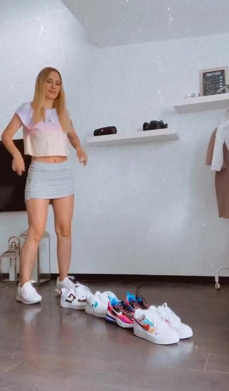 Chrissy xoxo Nacktbilder von OnlyFans