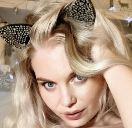 ittybittyprettykittyfree Neues OnlyFans