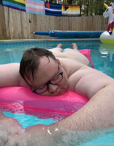 tychub OnlyFans Inhalte