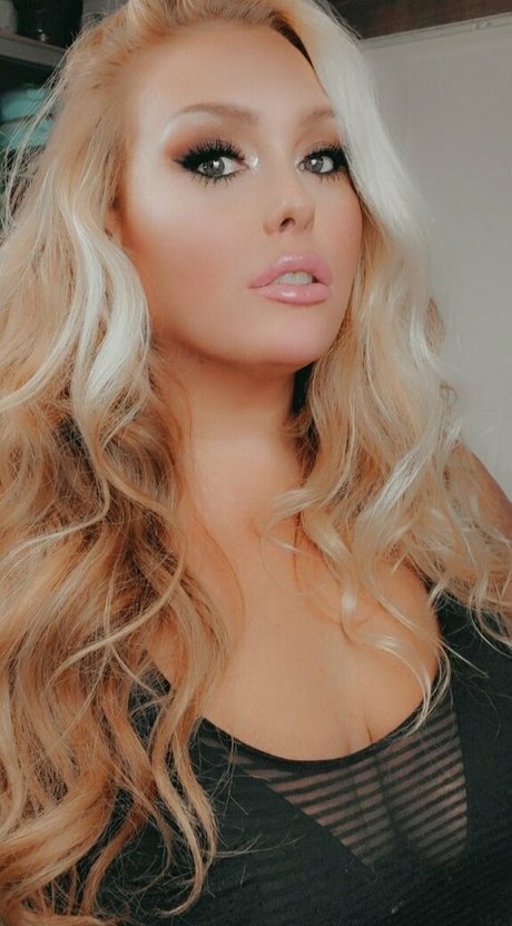 lindseefoxxx Leaked OnlyFans Bilder