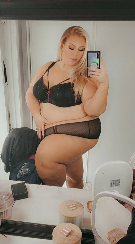 lindseefoxxx OnlyFans Nackt