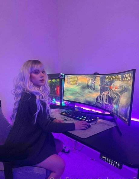 ruby rose3 Strip OnlyFans