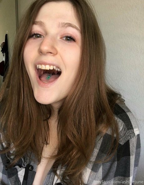 ashleejune Titten OnlyFans