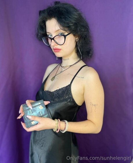 Sunhelengirl Kostenloses OnlyFans