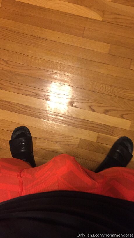 Nonamenocase Bilder OnlyFans