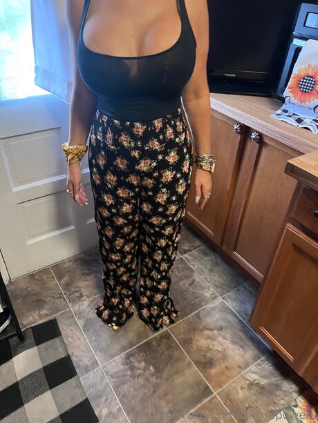 Moxiepowers OnlyFans Beiträge