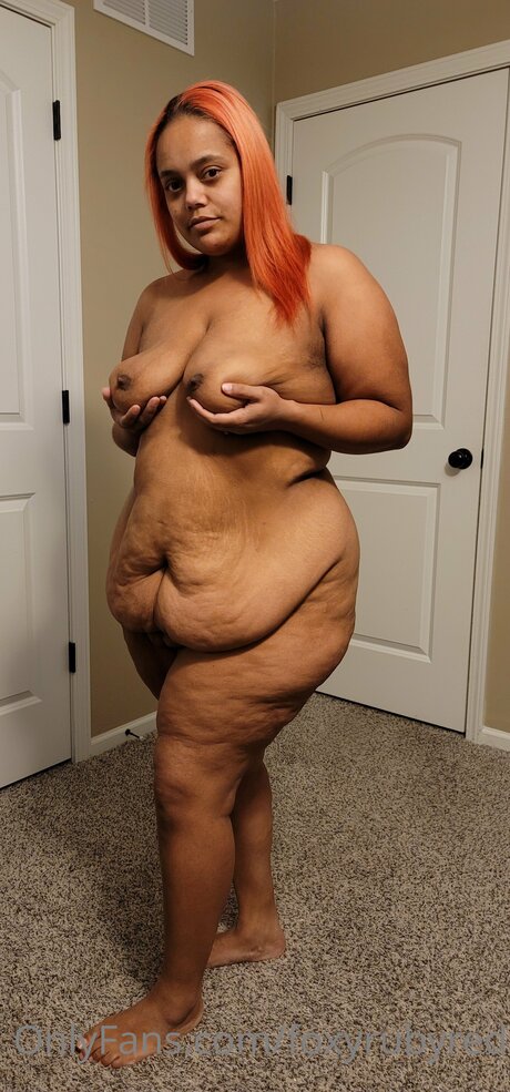 Foxyrubyred Strip OnlyFans