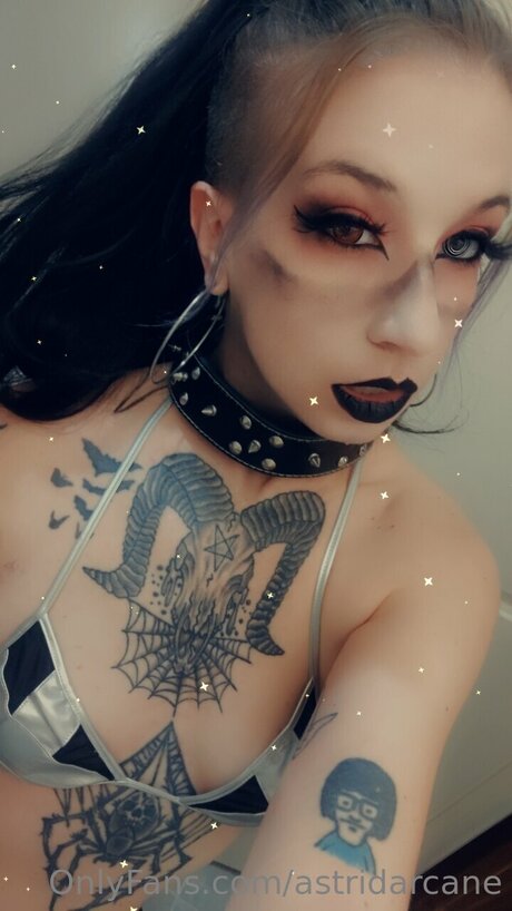 Astridarcane OnlyFans-Bilder