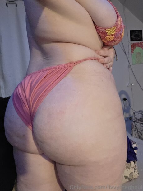 Livvytheghoul OnlyFans Sex