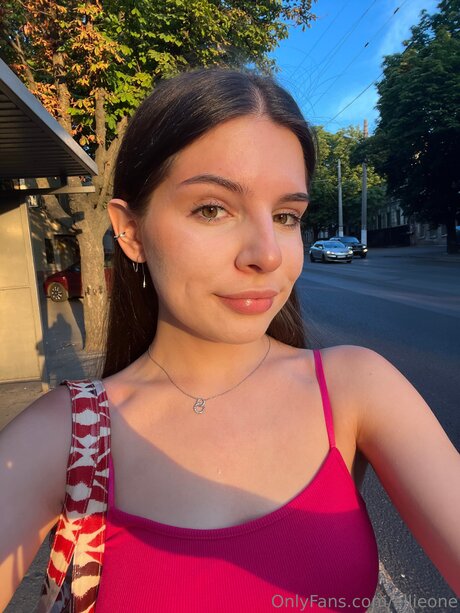 Ellieone OnlyFans nackt