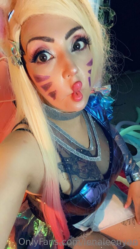 Littlechloe Oficial NurlyFans-Pornos