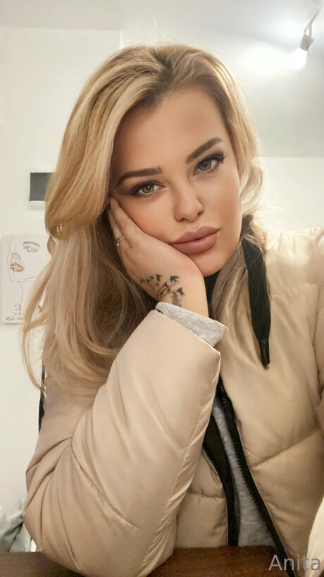 Lovewithanita OnlyFans nackt