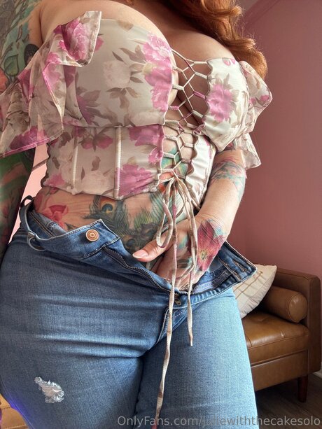 Juliewiththecakepeeks OnlyFans Leak