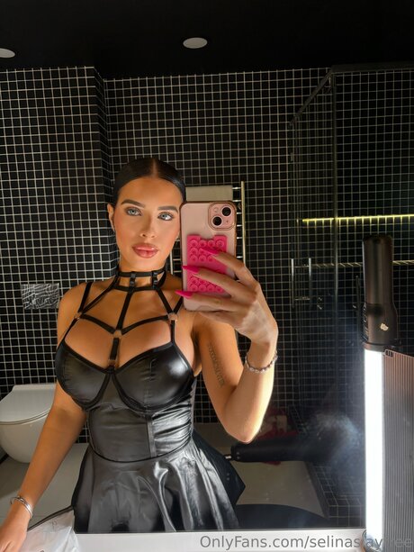 Selinaslayfree OnlyFans kostenlos geleakt