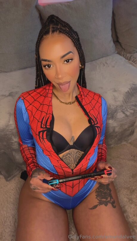 Amandalvee OnlyFans Model Fotos