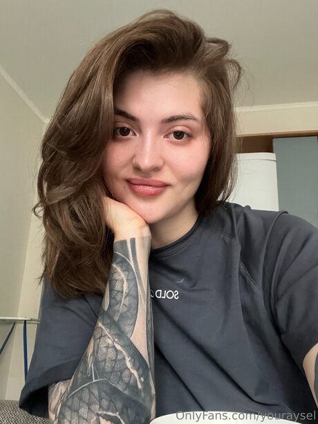 Youraysel NurlyFans-Brüste