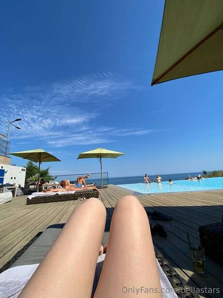 Bellastars Nacktbilder von OnlyFans geleakt