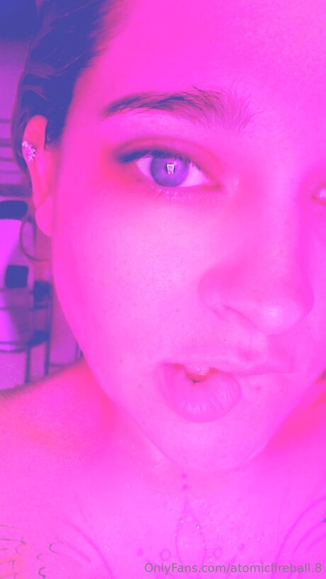 Atomicfireball 8 OnlyFans Nackt Content