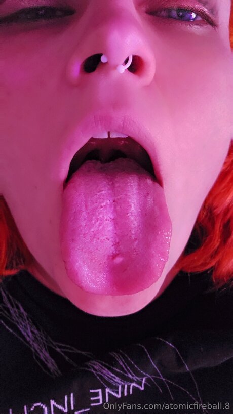 Atomicfireball 8 OnlyFans-Model