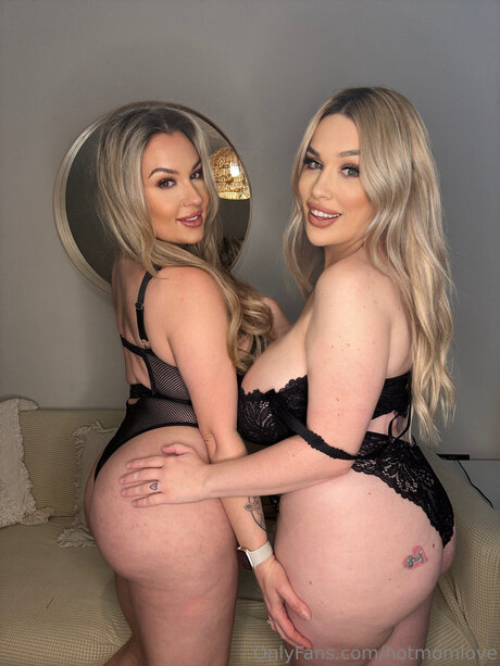 Badmomhouse Leaked OnlyFans Bilder