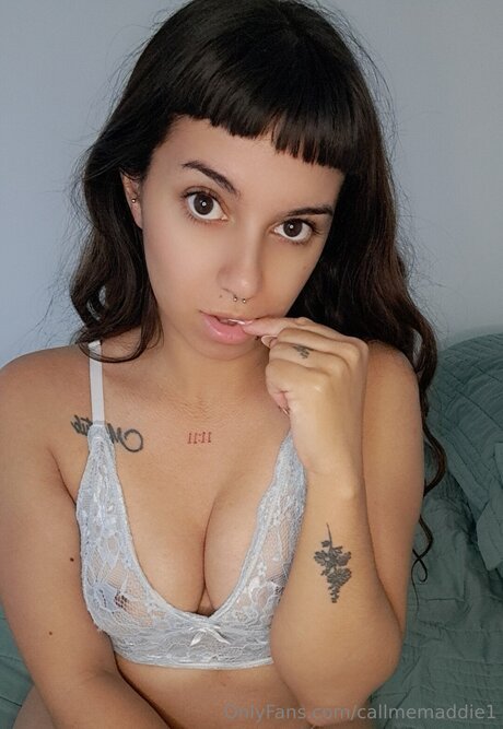 Callmemaddie1 OnlyFans Sextape