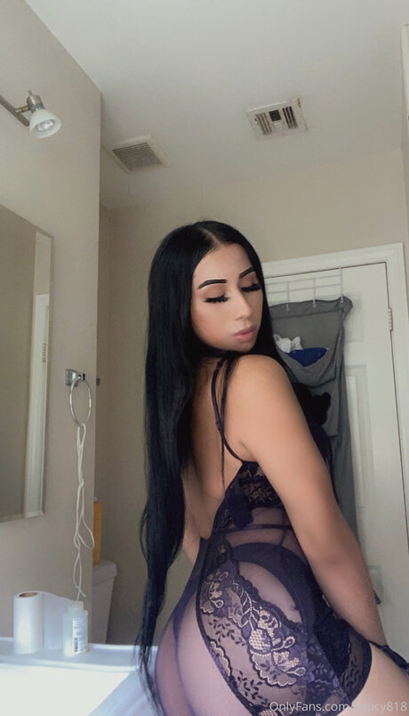 Saucy818 OnlyFans-Model