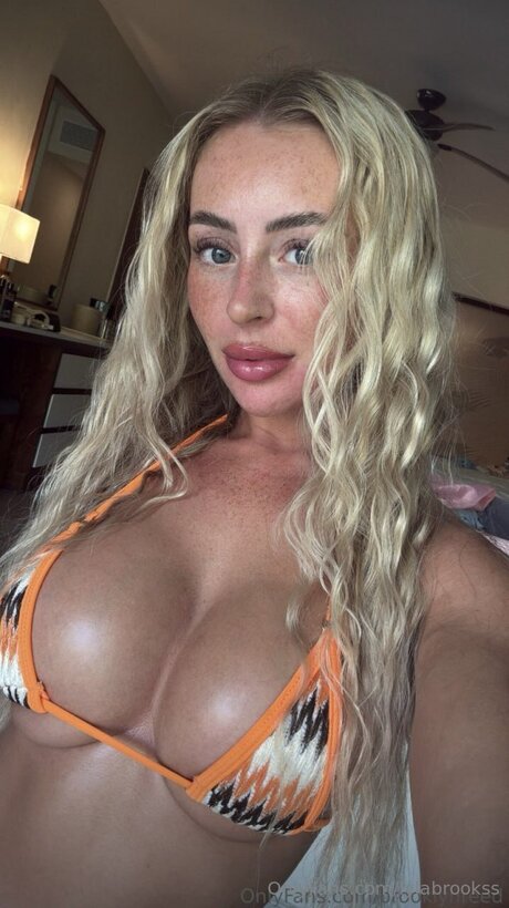 Lylabrookss OnlyFans-Bilder geleakt