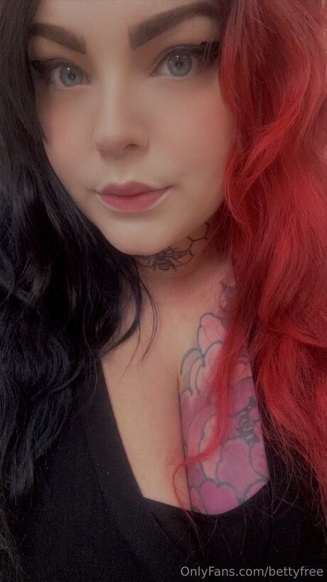 Bettyfree Nacktbilder von OnlyFans geleakt