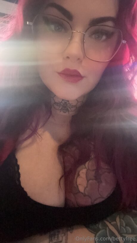 Bettyfree OnlyFans Pornografie