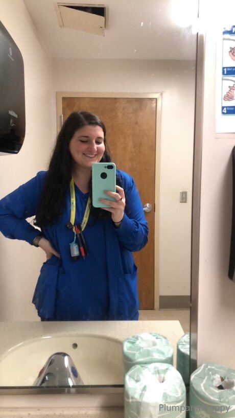 vollbusige blonde onlyfans heißer Sex Foto