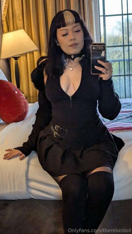 Therebeldoll Auf OnlyFans