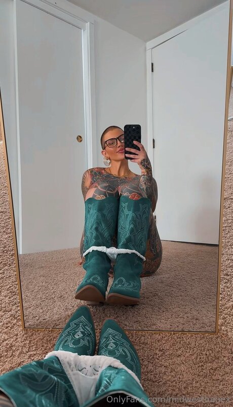 Midwestbabex Nacktpornos auf OnlyFans