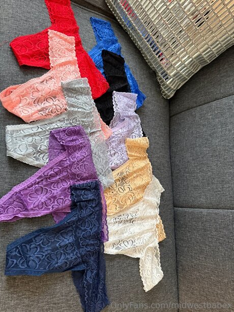 Midwestbabex OnlyFans-Leaks