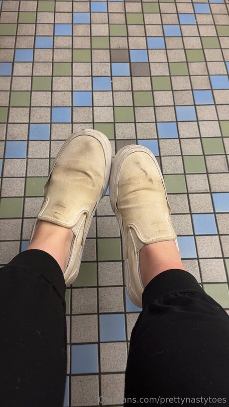 Prettynastytoes Nacktbilder von OnlyFans geleakt