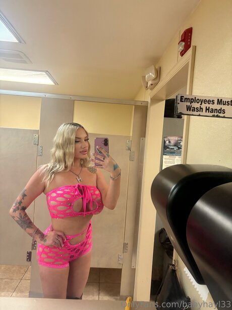 Babyhayl33 OnlyFans explizite Inhalte