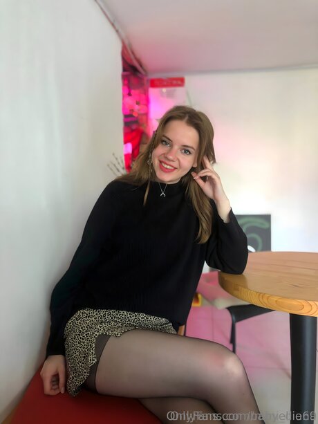 Babyellie69 OnlyFans Sex