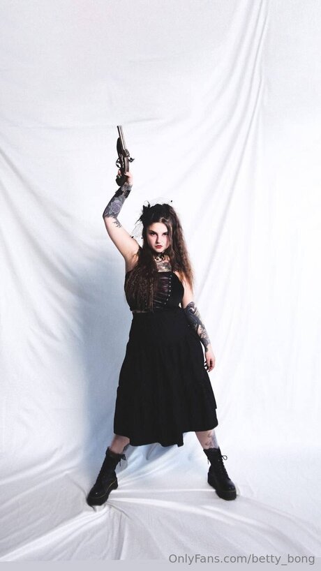 Betty Bong Leaks von Nacktbildern auf OnlyFans