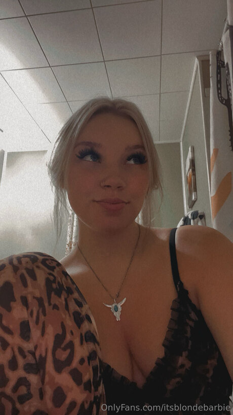 Itsblondebarbie OnlyFans Sextape geleakt