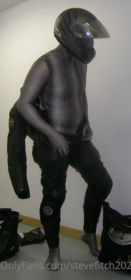 Stevefitch2021 OnlyFans Strip