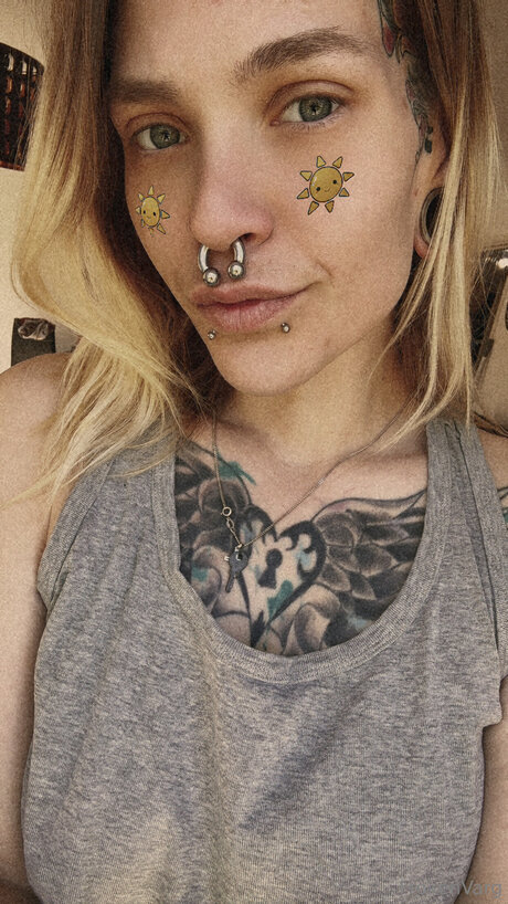 Frokenvarg OnlyFans Nacktfotos