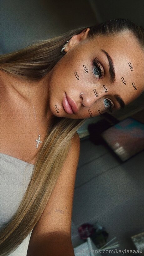 Kaylaaaax Nacktbilder von OnlyFans