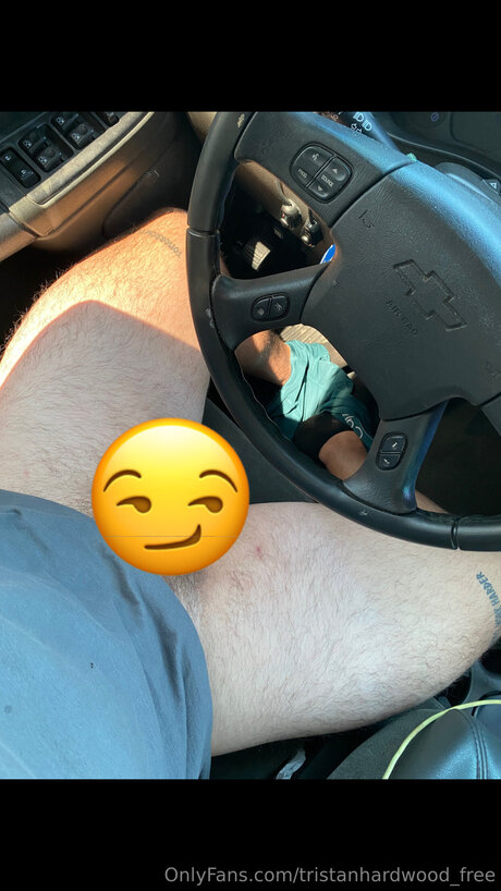 Tristanhardwoodxxx OnlyFans explizite Inhalte