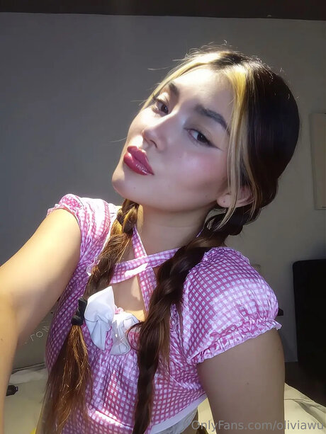Oliviawu OnlyFans Pornografie geleakt