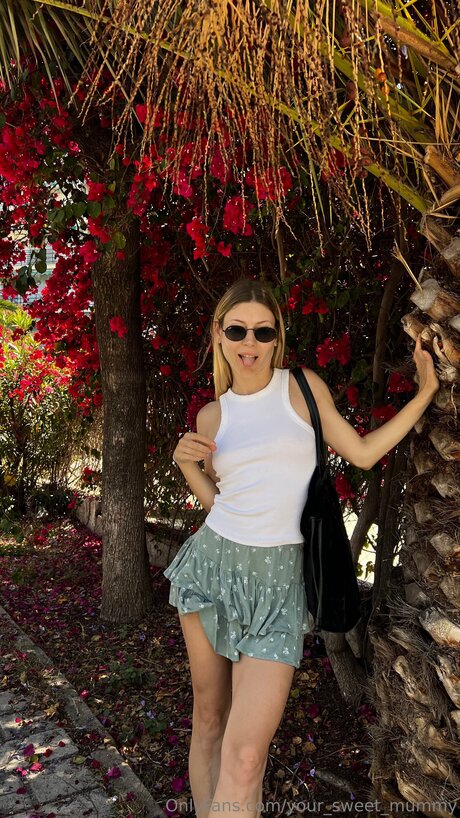 Your Sweet Mummy Nacktbilder von OnlyFans