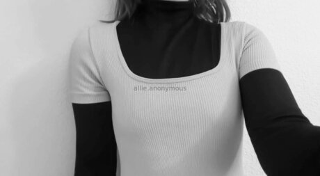 Allie Anonymous OnlyFans-Archiv