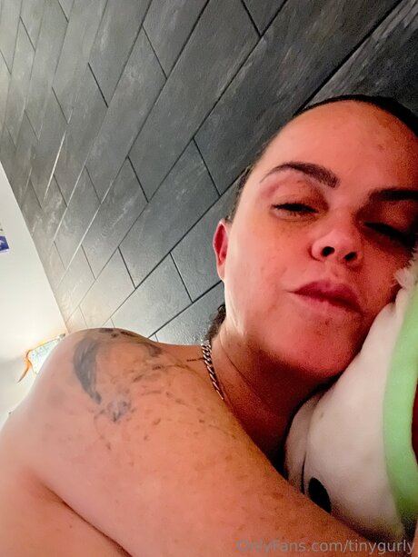 Tinygurly OnlyFans geleakter Pornografie